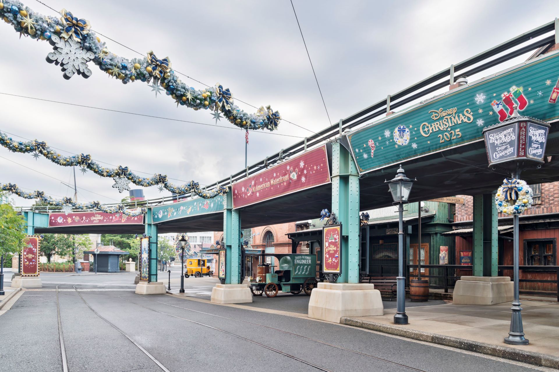 Holiday Decor at Tokyo Disney Resort 2025