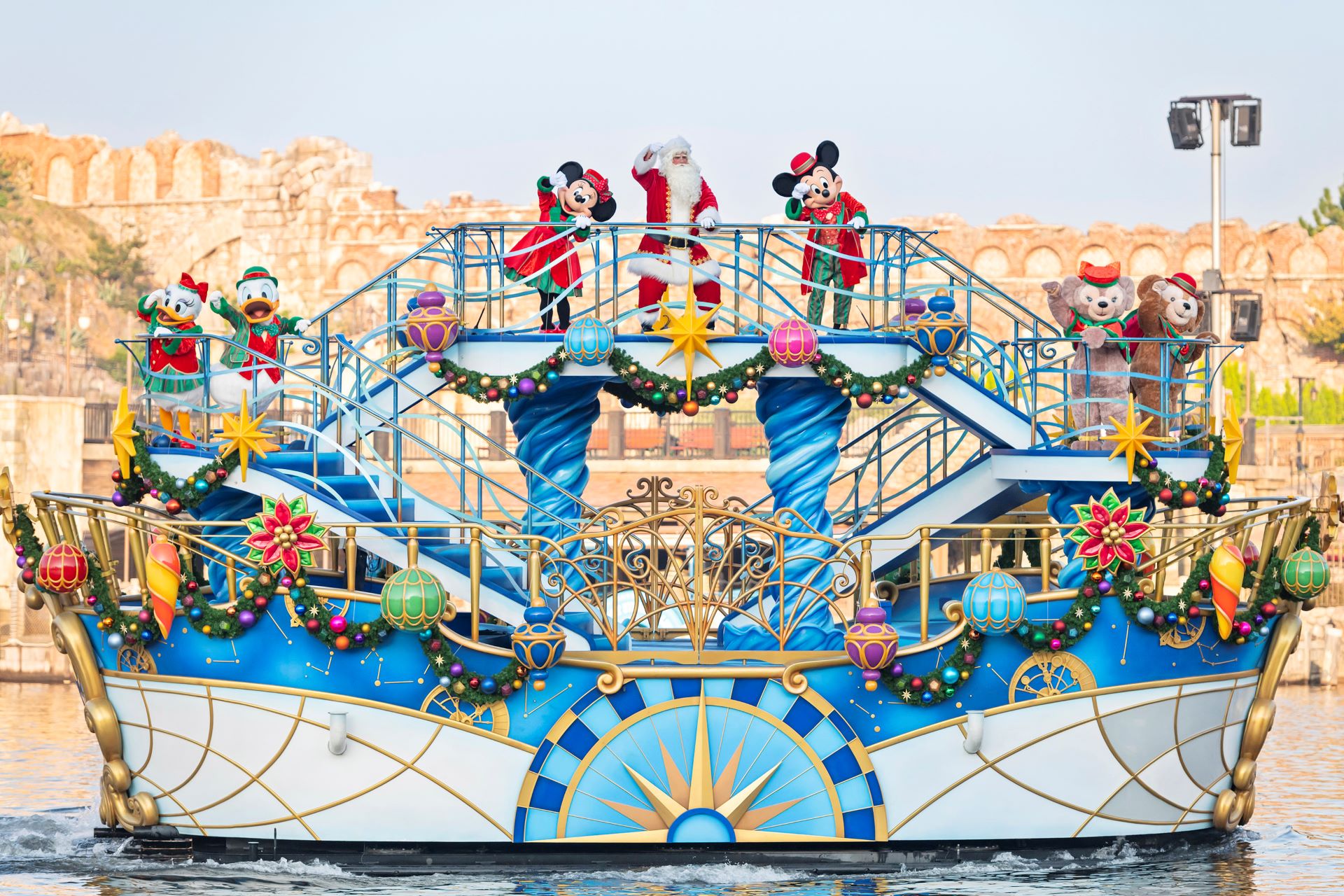 Holiday Entertainment at Tokyo Disneyland 