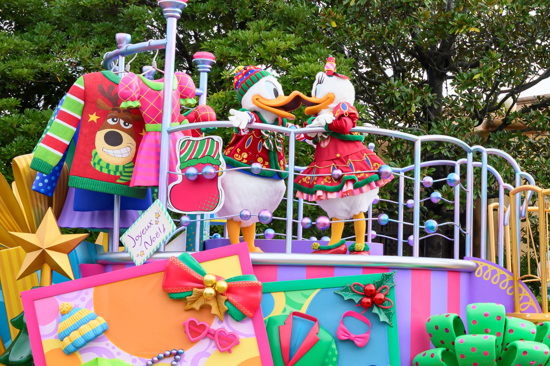 Holiday Entertainment at Tokyo Disneyland 2025