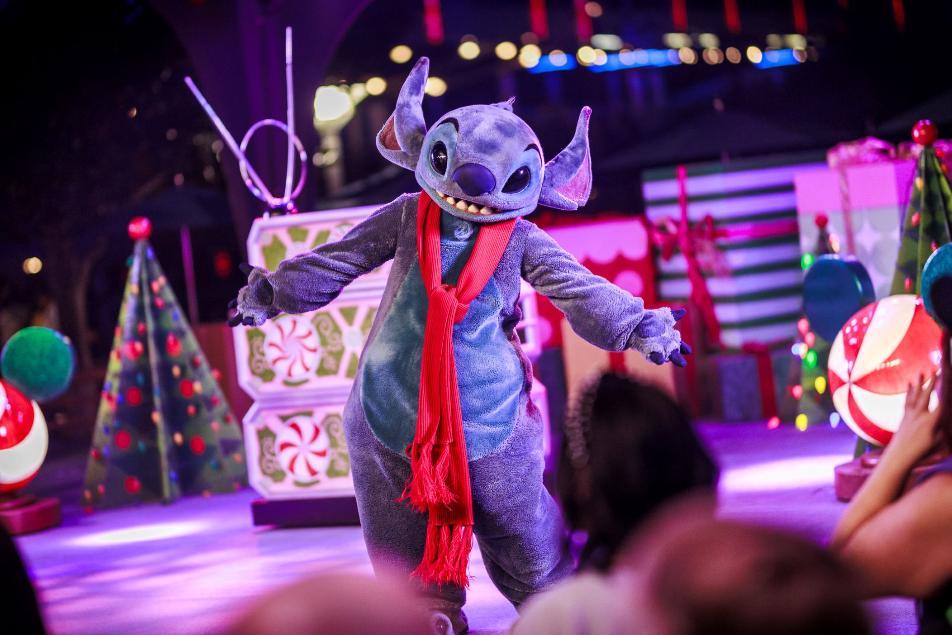 Stitch at Disneyland - Holidays 2025
