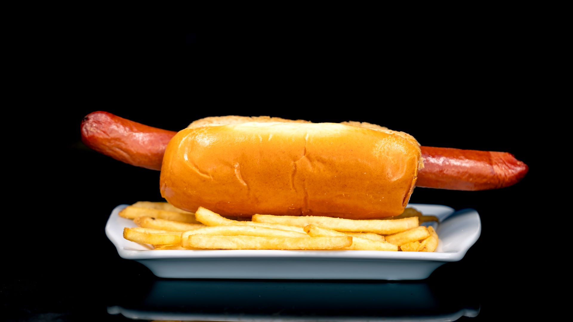 The Daisy Dog at Cafe Daisy