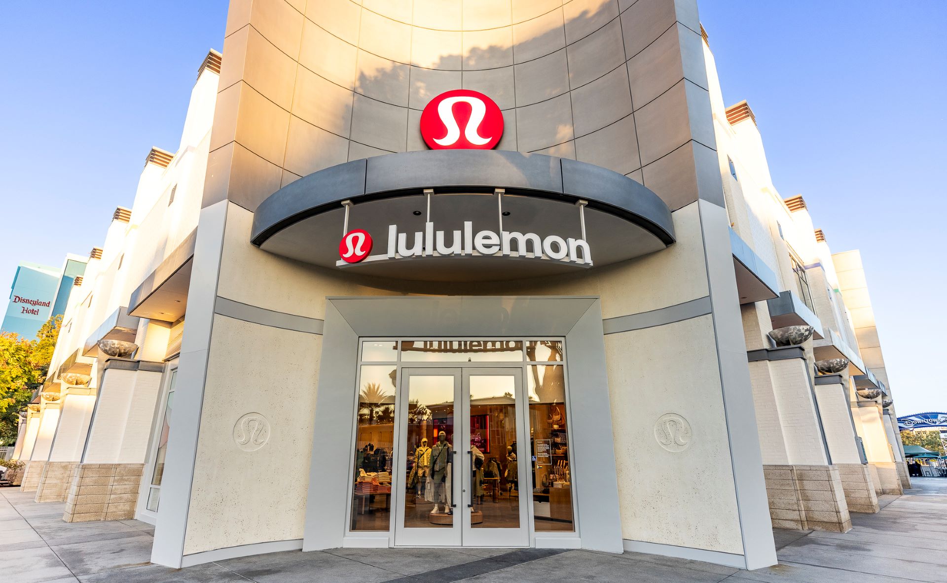 lululemon at Downtown Disney District